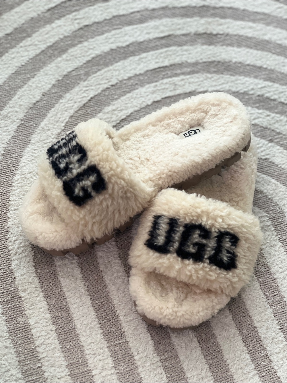 UGG Cozetta Curly Slide Sandals